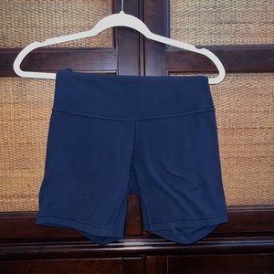 Lululemon 6” Shorts